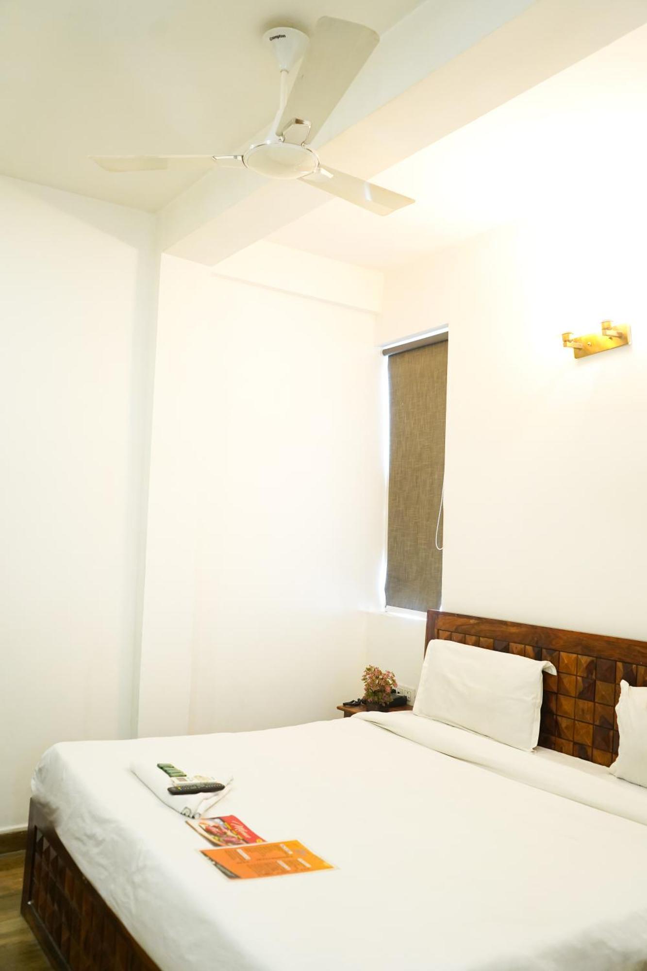 Lagoon - Opp Select City Mall Couette-café New Delhi