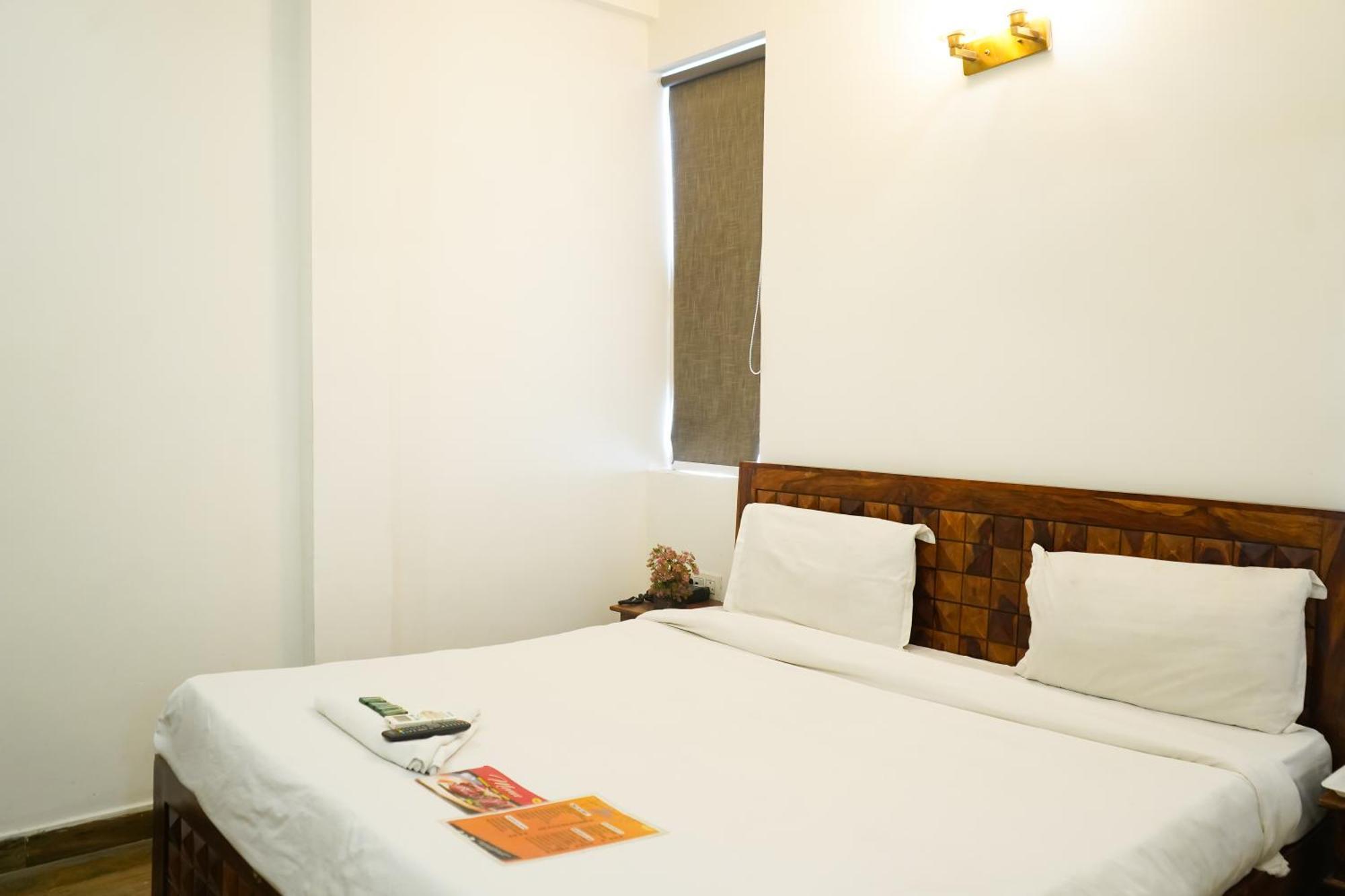 Lagoon - Opp Select City Mall * New Delhi