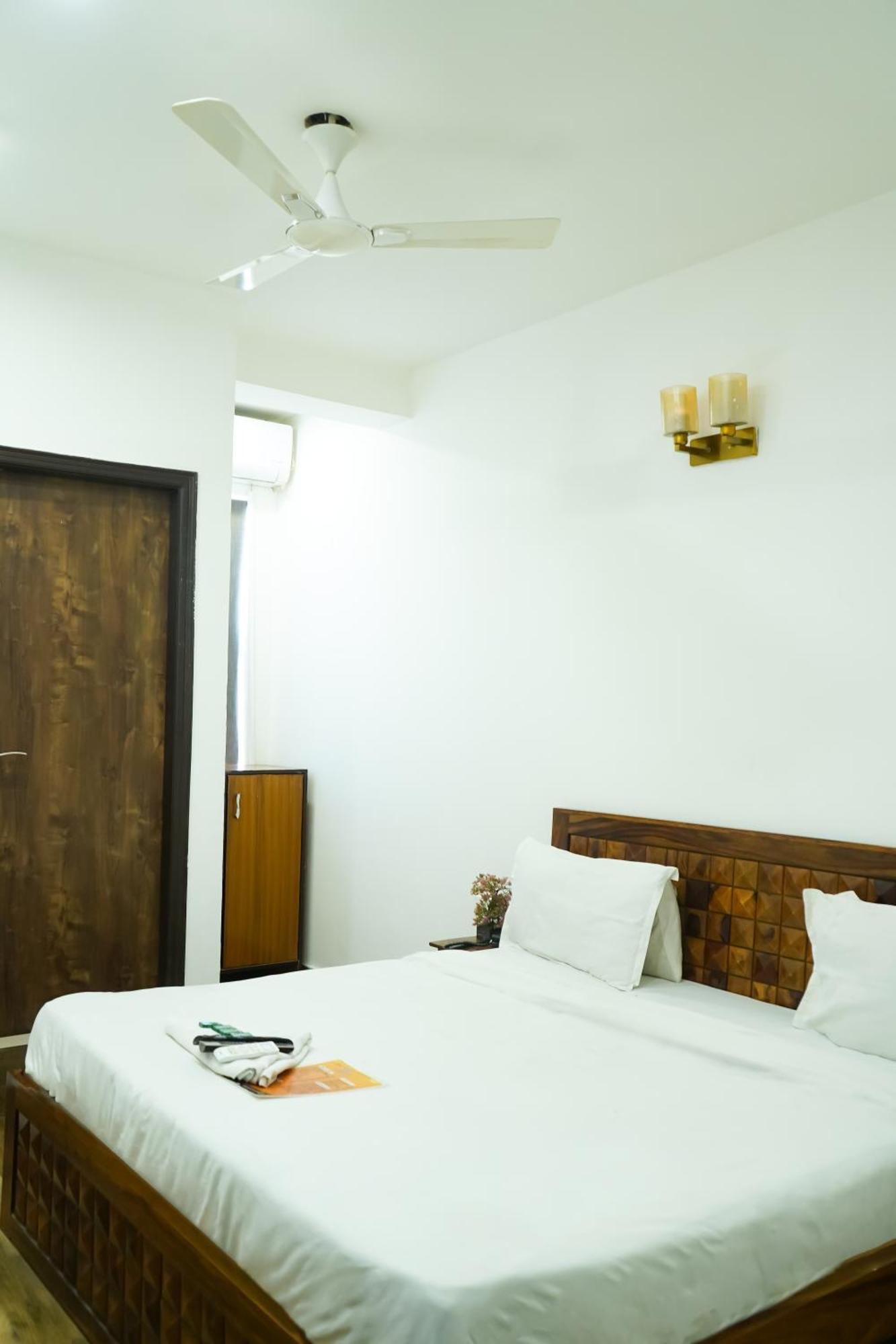 Lagoon - Opp Select City Mall Couette-café New Delhi